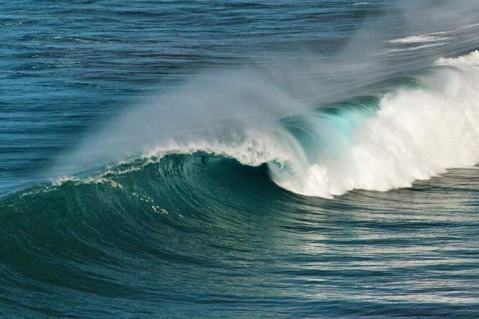 Experience Surfing in Tenerife: The Ultimate Surfing Destination